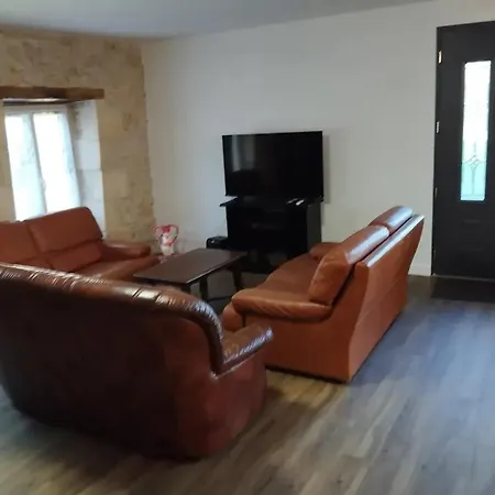 Maison Conviviale Avec Jardin A Saint-Maurice-la-Clouere