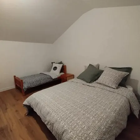 Maison Conviviale Avec Jardin A *