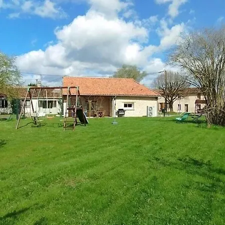 Maison Conviviale Avec Jardin A