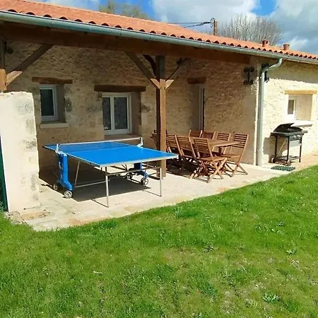 Dom wakacyjny Maison Conviviale Avec Jardin A Saint-Maurice-la-Clouere