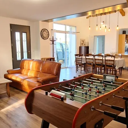 Ferienhaus Maison Conviviale Avec Jardin A *
