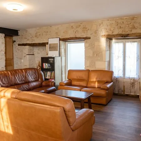 Maison Conviviale Avec Jardin A *