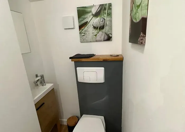 Maison Conviviale Avec Jardin A *