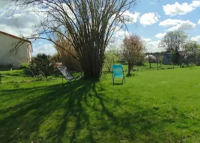 Vakantiehuis Maison Conviviale Avec Jardin A *